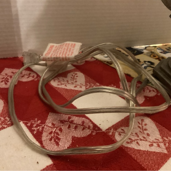 Rochester lamp ,red bulb lites up. - Picture 4 of 5